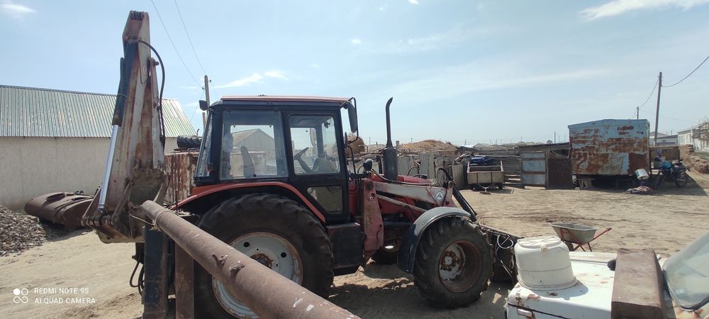 Экскаватор погрузчик