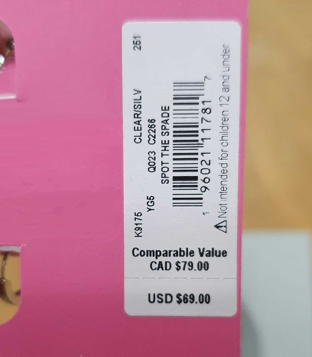 Новые серьги и две пары гвоздиков