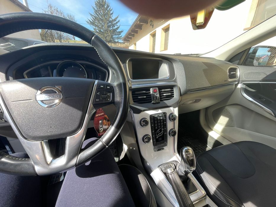 De vânzare Volvo v40