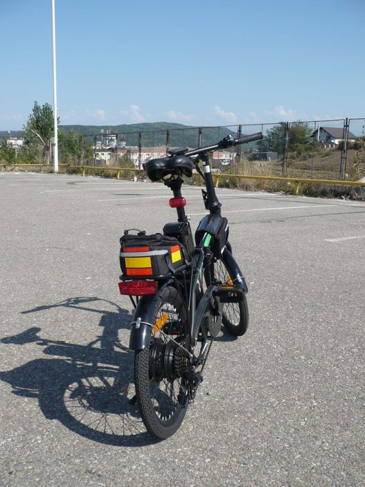 Vând bicicleta electrică , Myria Traveller MC3 IMPECABILĂ , nefolosită