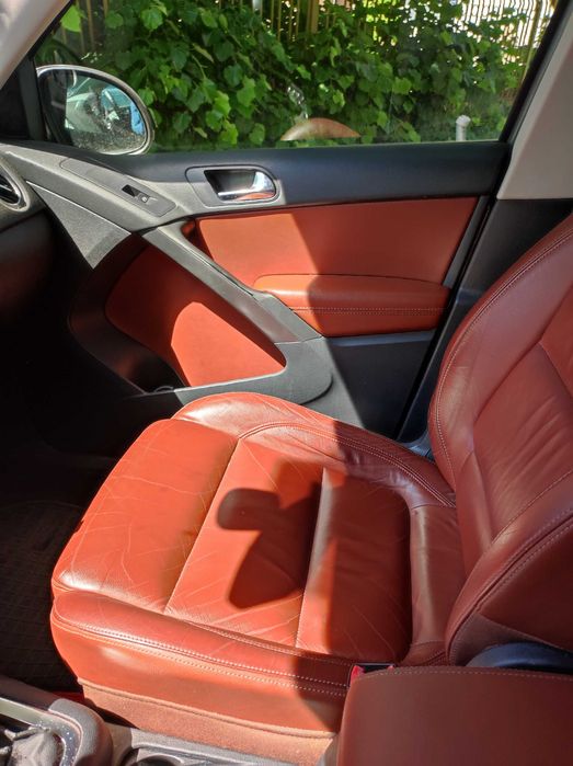Tiguan.  2,0...tsi