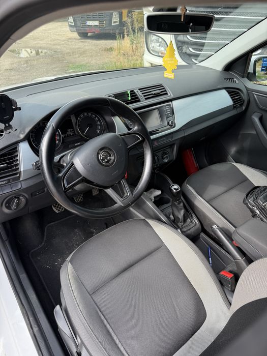 Vand Skoda Fabia colantată BOLT tva deductibil