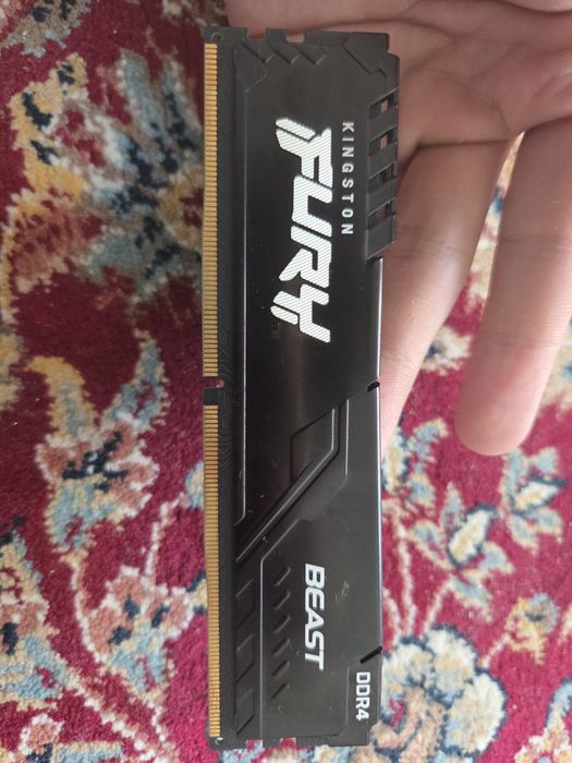 kingston fury DDR4