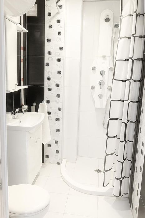 Новообзаведен двустаен апартамент в Центъра