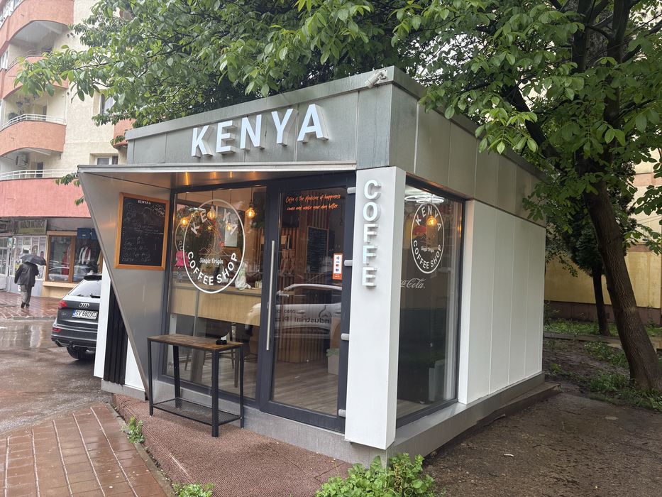 Vand soatiu comercial la Curcubeul cafenea