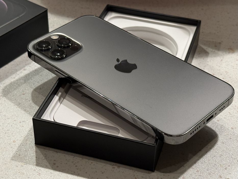 iPhone 12 Pro 128GB Graphite – Перфектен, 100% Батерия