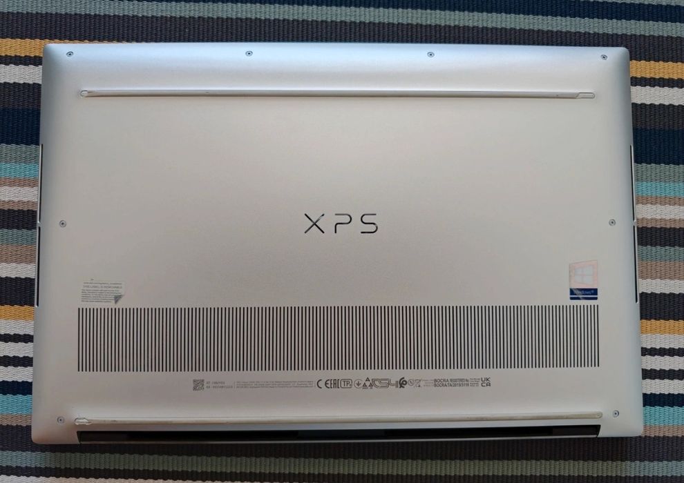 Laptop Dell XPS 15 9500 i9 64GB RAM