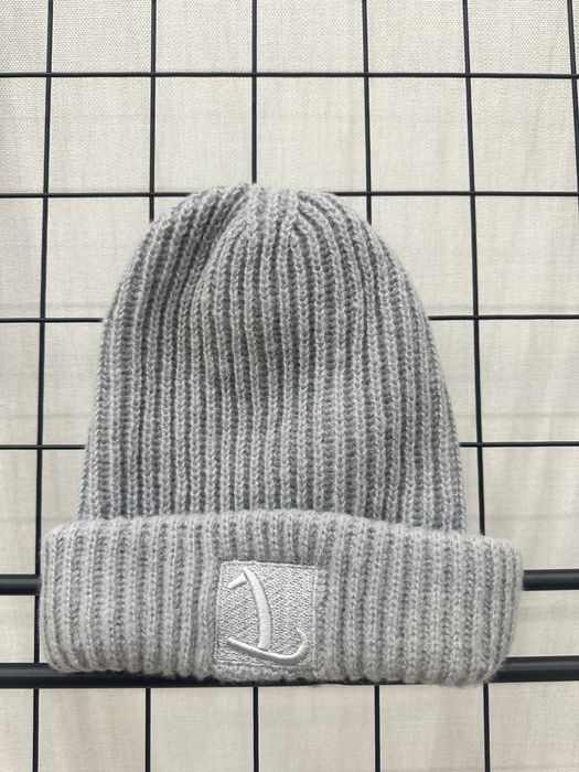 продам одежду почти новые