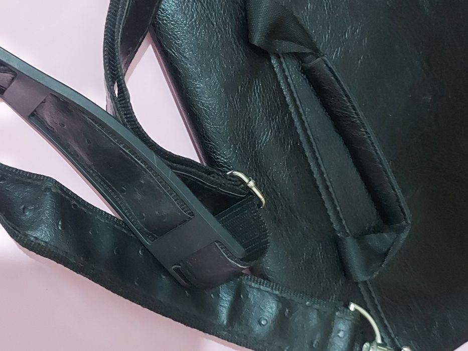 Мужская сумка кожаная.