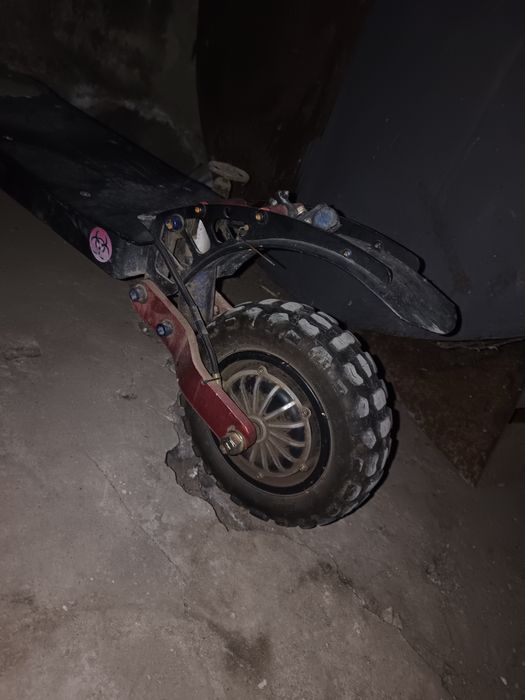 Продам электросамокат