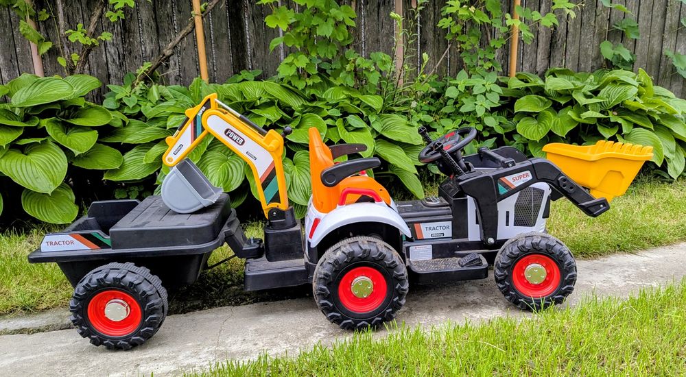 Tractor electric cu telecomanda
