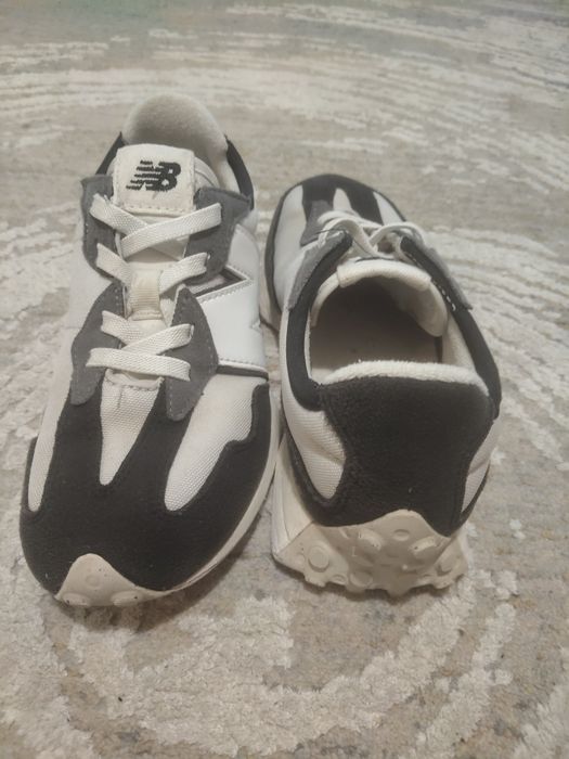 New balance детски номер 33.5