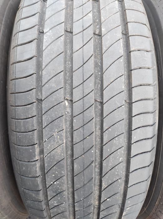 235/55/18 цола Michelin