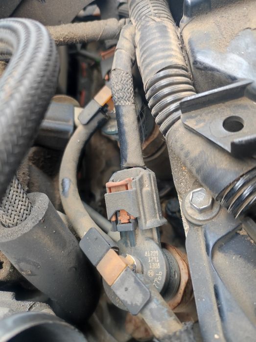 Дюзи Bosch за Пежо-208,1.6E-HDI