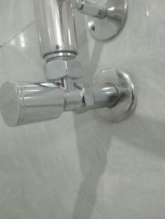 Укладка кафеля и ламинат
