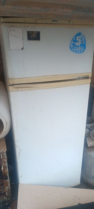 Продам б.у. холодильники и газовые плиты