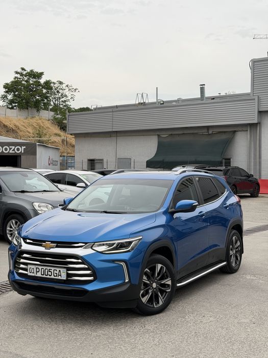 Tracker 2020 Premier Xitoy zborka