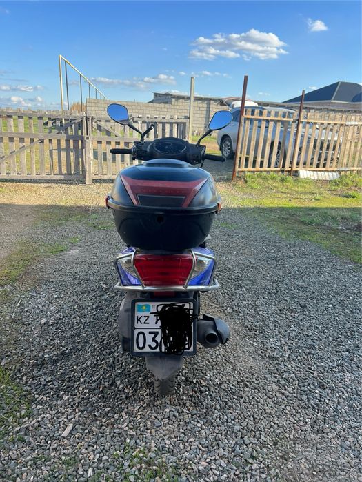 Скутер M8, 125 куб.см