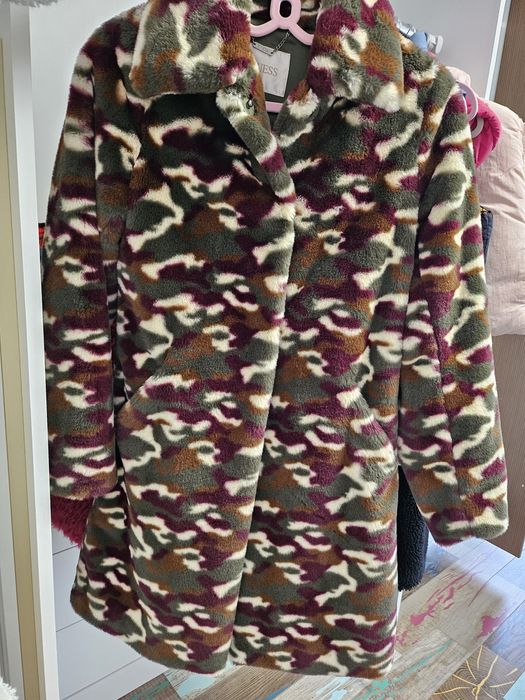 Палто с косъм Guess XS