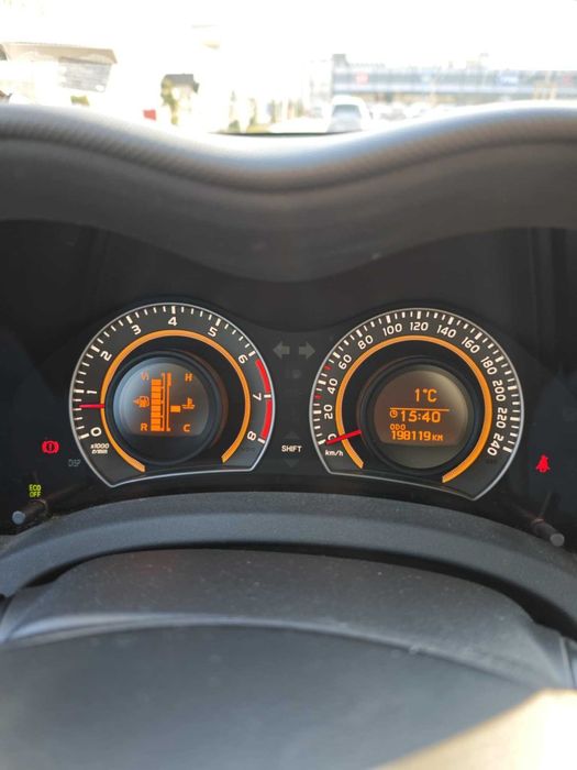 Toyota Auris Facelift - 2011г. - 6 скорости - Изключително запазена!