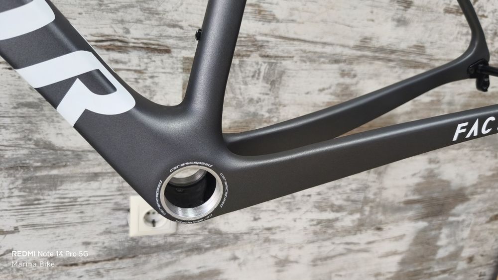 НОВА карбонова рамка Factor LS Gravel CeramicSpeed | 49