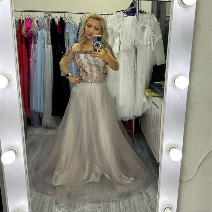 Распродажа платьев