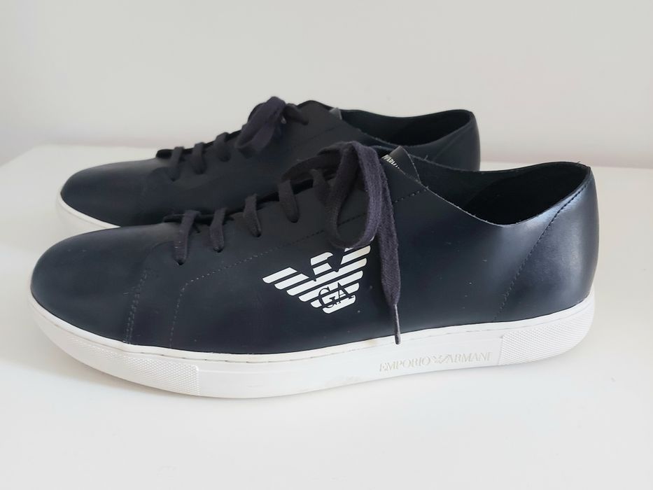Emporio Armani ,46 номер стелка 30см, кожени , летни.