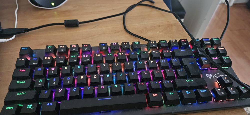 Tastatura mecanica gaming Thor 300 tkl noua