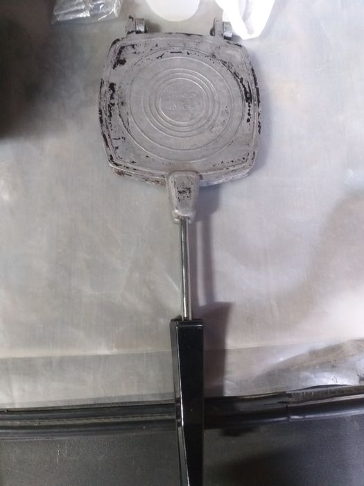 Продам печеницу 1 шт..