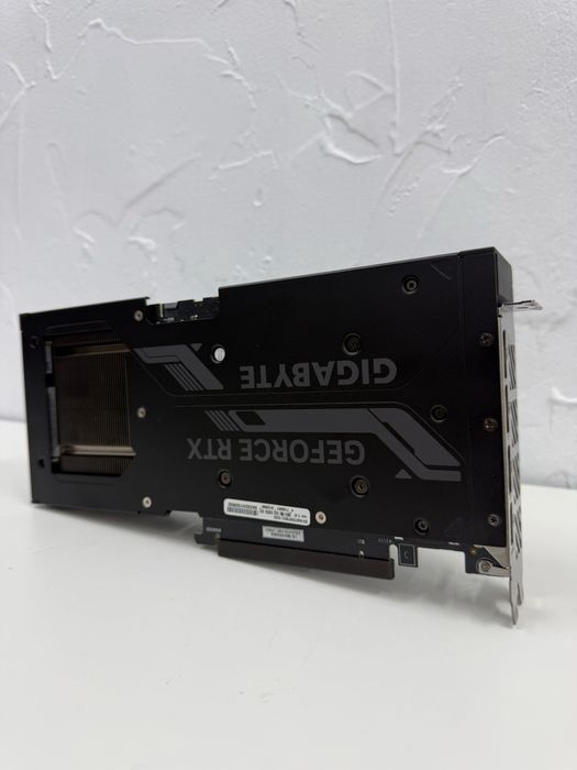 Видеокарта Gigabyte Windforce RTX 4070 12GB