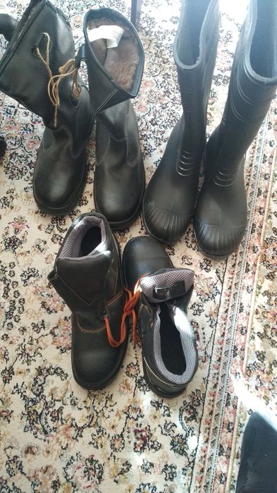 Рабочая спецодежда 60-62,и обувь 45 и 46 размера