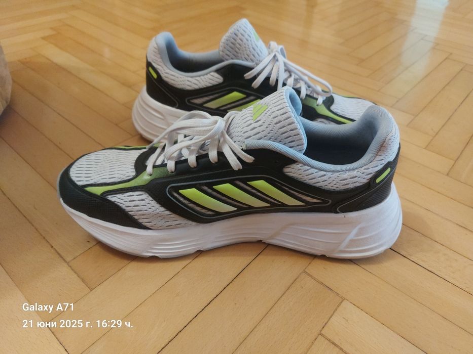 Продавам Летни Маратонки Adidas