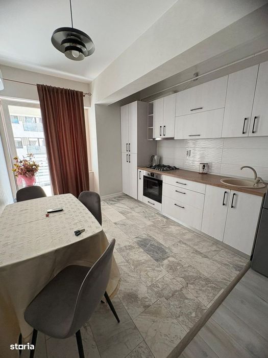 Apartament de închiriat-2 camere Royal Town