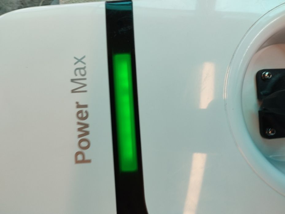 Зарядна станция за електромобили Bosch EV200 Series