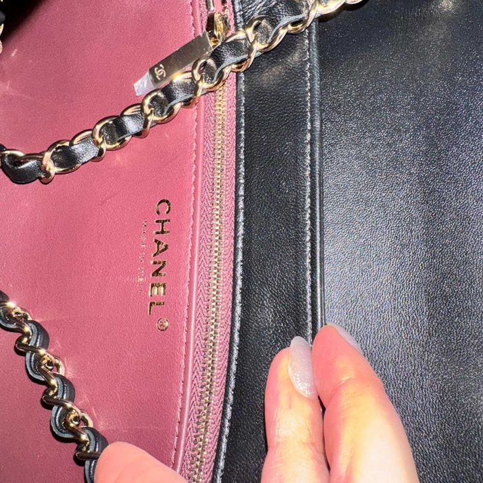 Geantă Chanel din Piele Neagră, Poseta Chanel din Piele