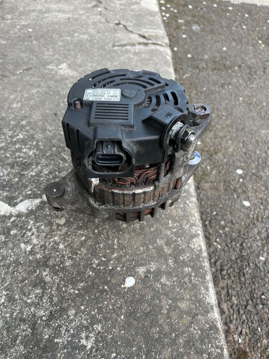 Vînd Alternator Valeo