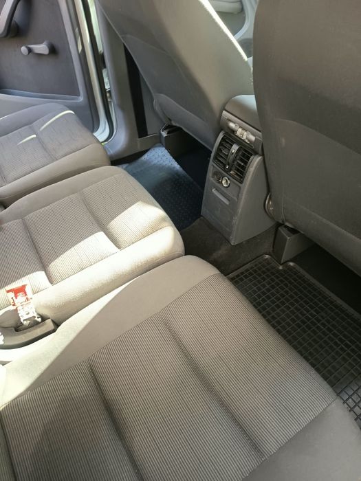 VOLKSWAGEN Touran 2007 — imagine 5