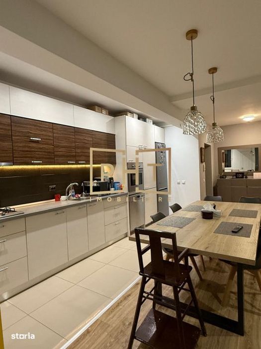 Apartament de vanzare, 3 camere, 80 mp, zona Eroilor!
