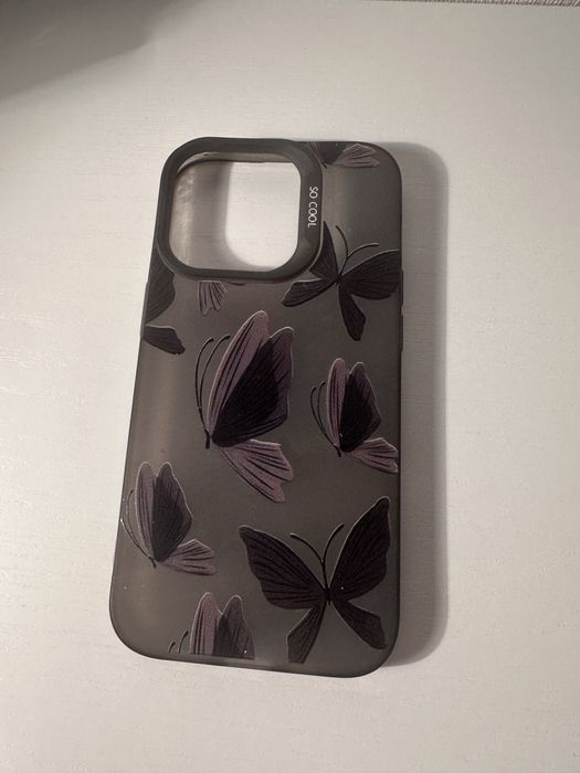 Чехлы на айфон 14 pro