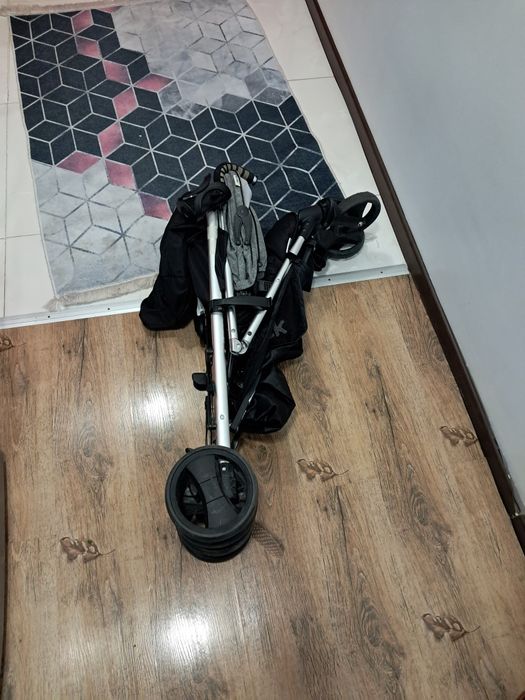 Детска количка използвана