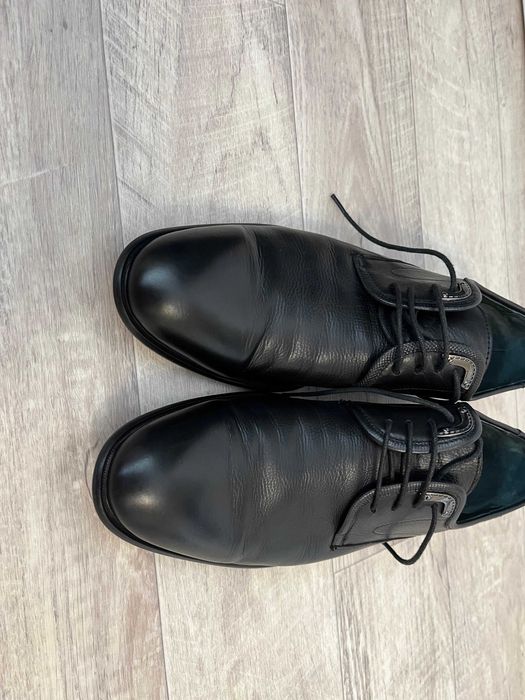 туфли из натуральной кожи.