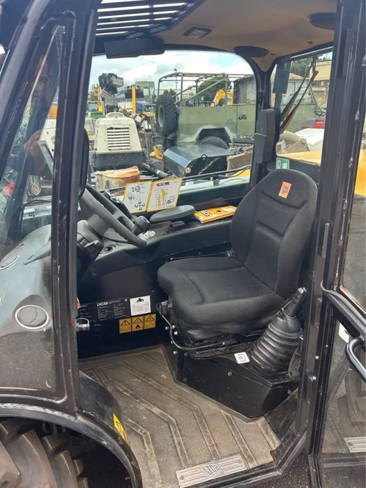 Телескопичен товарач JCB 516-40