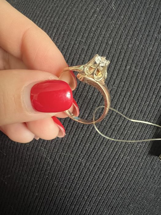 Продам золотое новое кольцо