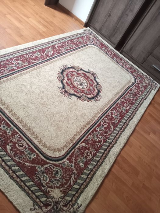 Ковёр размером 1.5 на 2.5