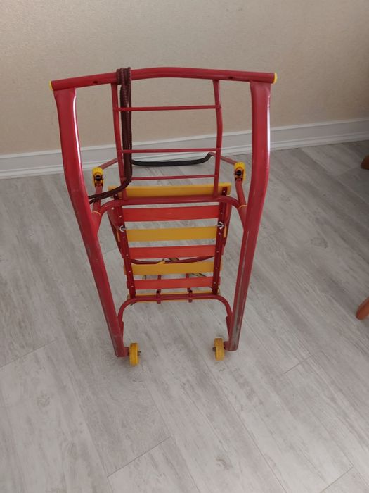 Продам дет. саночки.