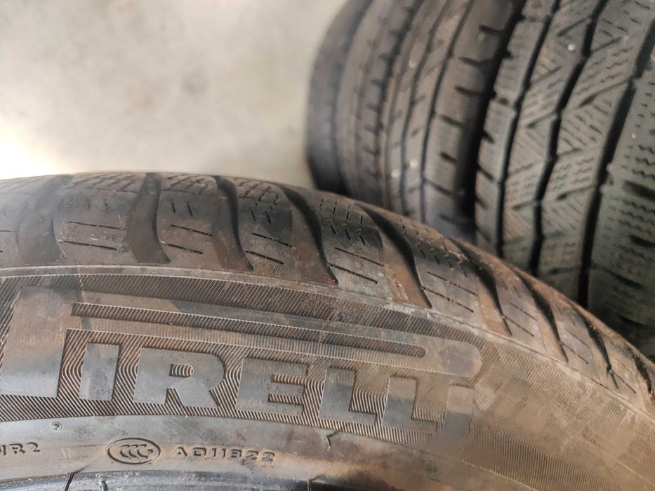 4бр.зимни гуми 245/50/19 Pirelli