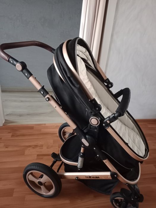 Детская коляска.