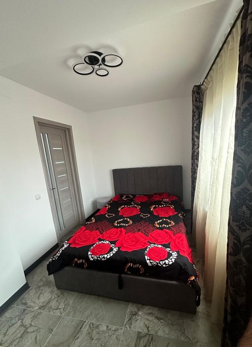 Apartament 2 camere de închiriat LUX PRIMA INCHIRIERE Proprietar fără