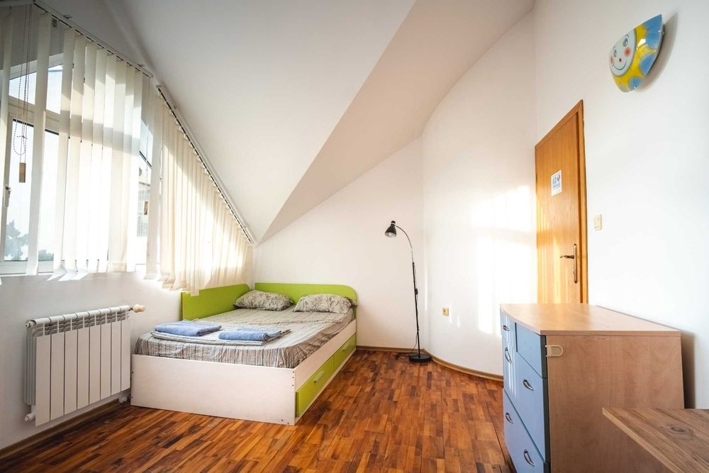 Дава се под наем Двустаен апартамент в Русе, Център - 50 кв.м за 484.5 € - Снимка #7