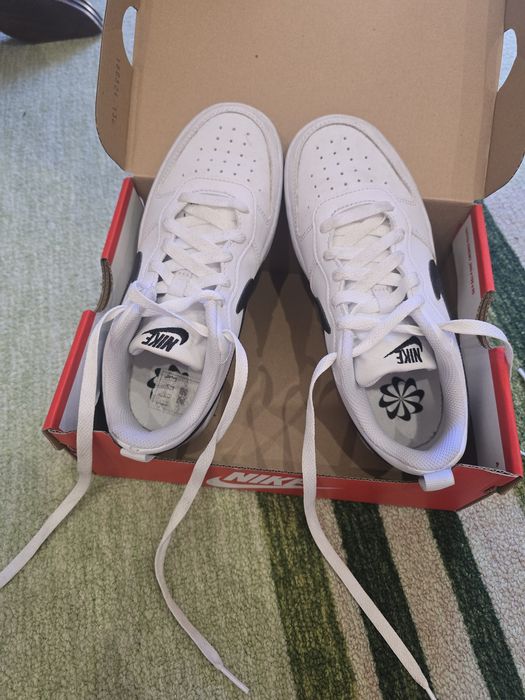 Nike маратонки 35,5